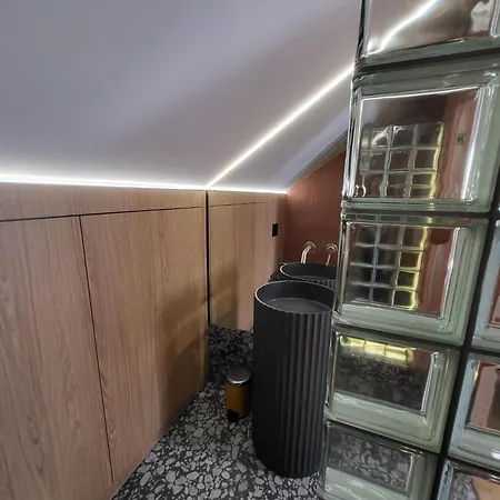 Medusa12 -300 Metrow Od Plazy * غدانسك